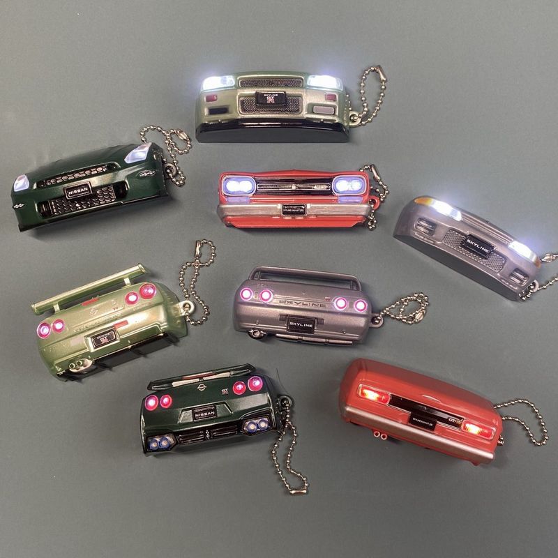 Capsule Toy Gashapon - Бандай Nissan Skyline GT-R с LED-подсветкой,